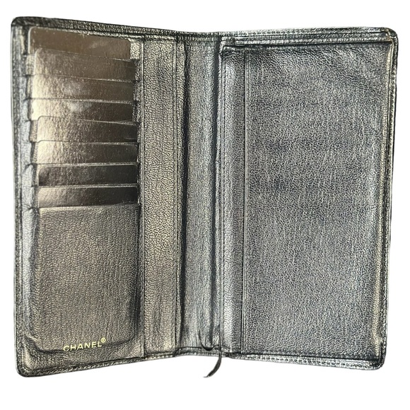 🎀Chanel wallet🎀 HOLOGRAM intact comes w/ card - Picture 4 of 16